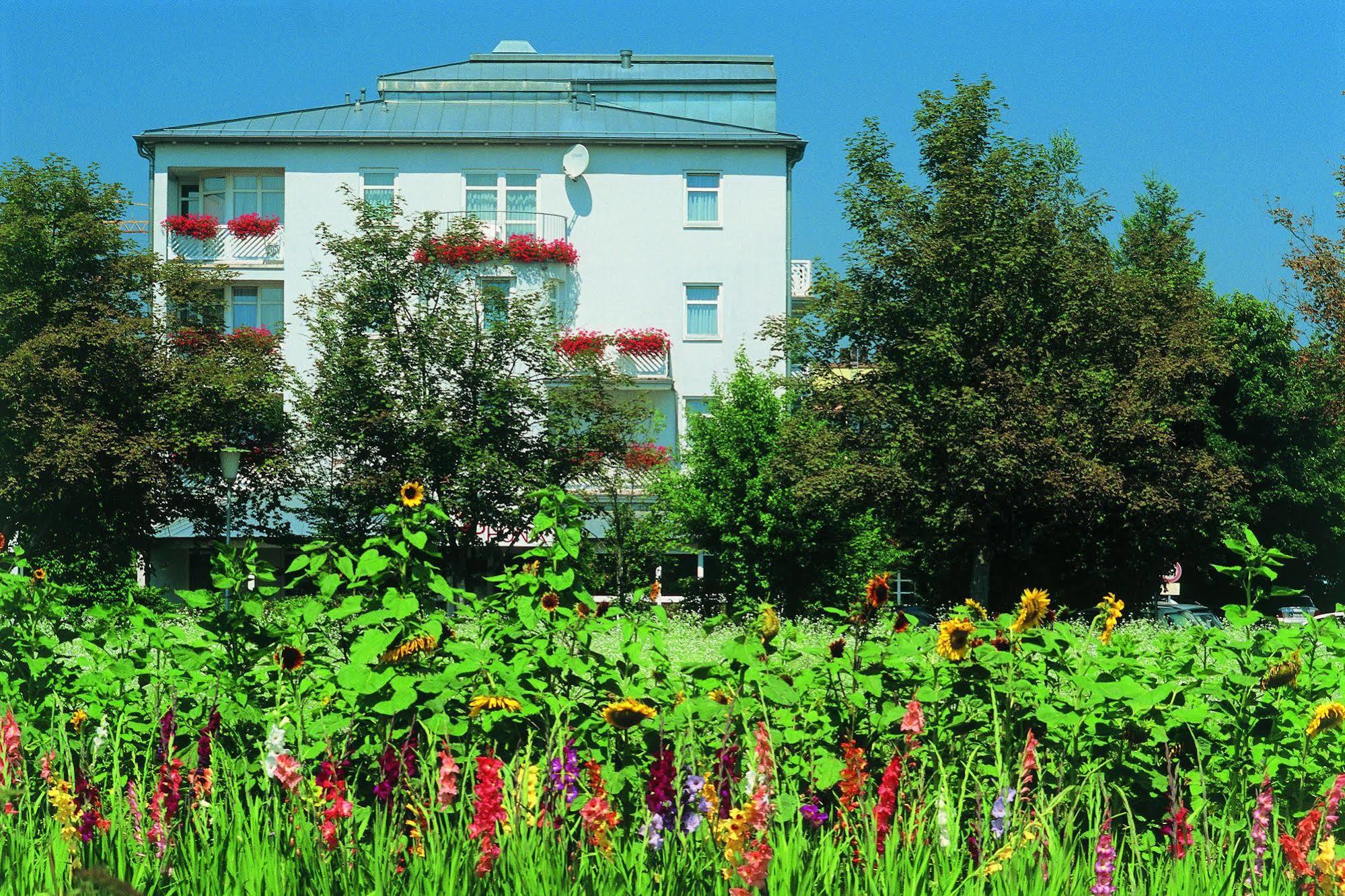 Johannesbad Hotel Phoenix Bad Füssing Exterior foto